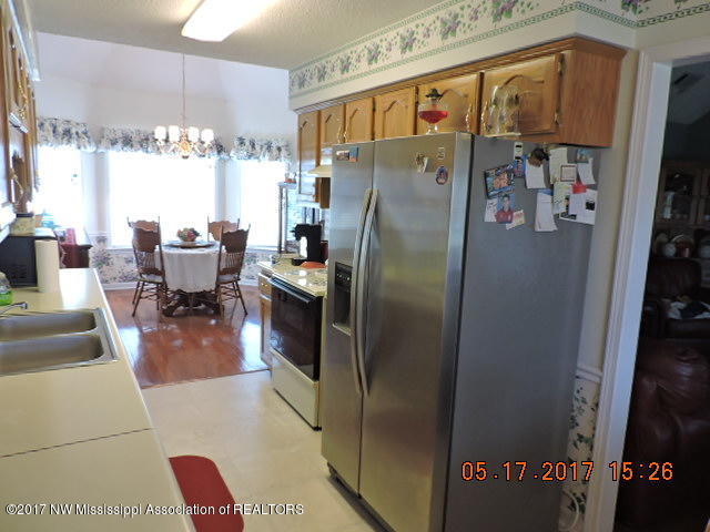 7445 Kingcrest Road Olive Branch, MS 38654 - Photo 6 of 23 DSCN1867