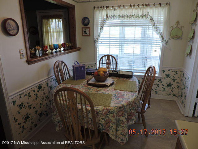 7445 Kingcrest Road Olive Branch, MS 38654 - Photo 8 of 23 DSCN1869