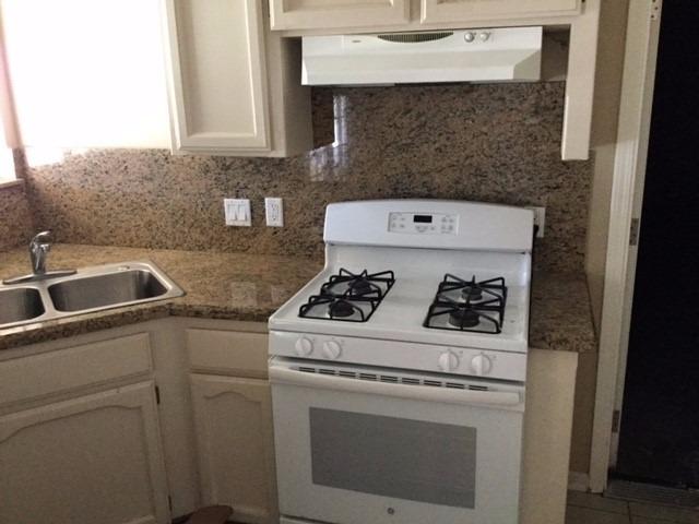 17420 Monreal Road Madera, CA 93636 - Photo 4 of 8 Gallery Image 4