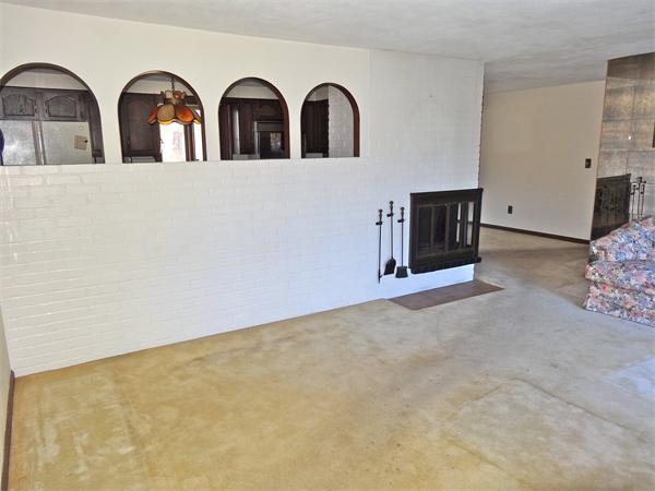 19 Price Road Peabody, MA 01960 - Photo 2 of 15 Gallery Image 2