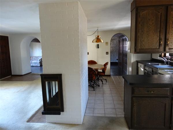 19 Price Road Peabody, MA 01960 - Photo 4 of 15 Gallery Image 4