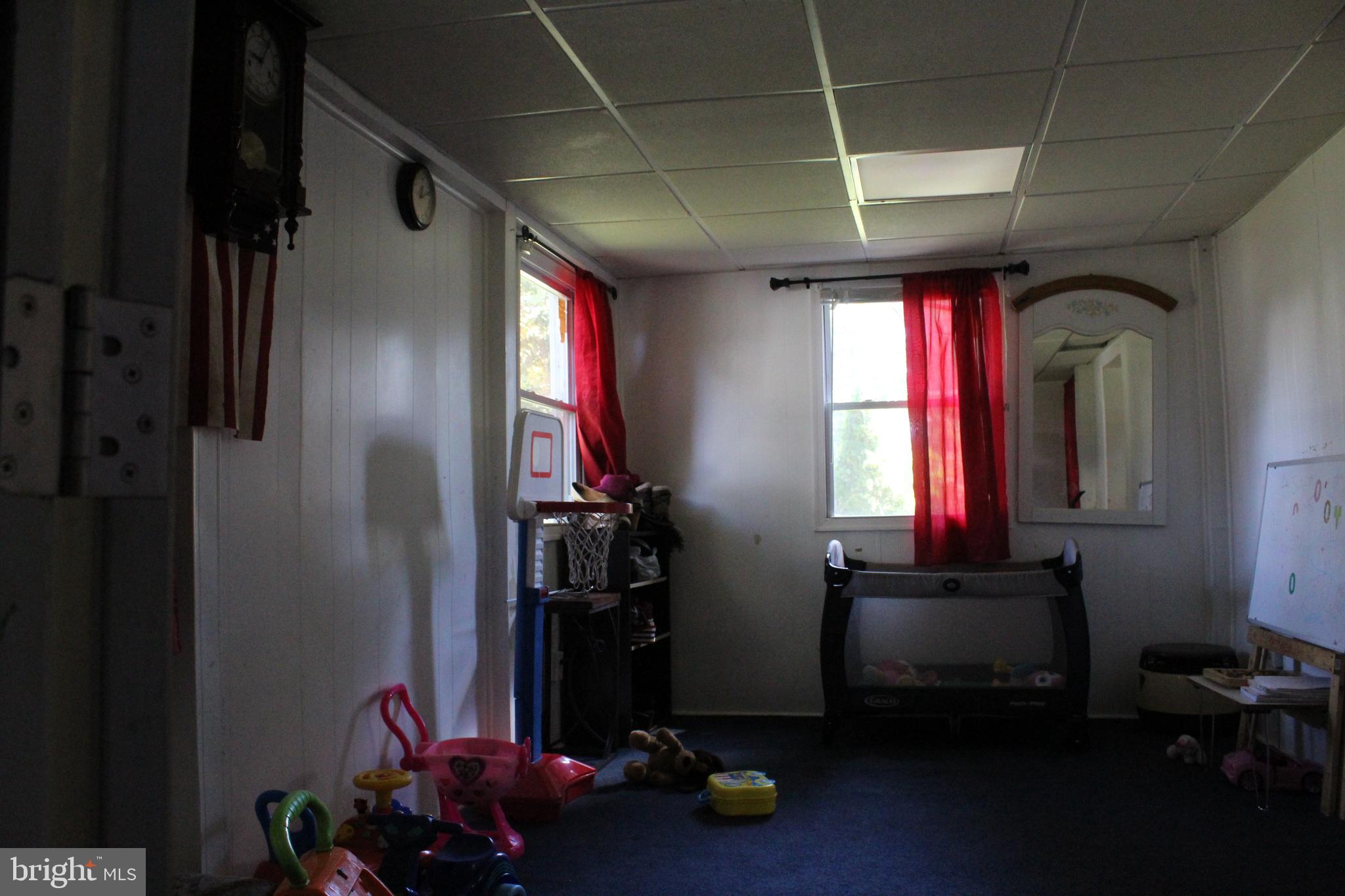 907 Springfield Road Aldan, PA 19018 - Photo 19 of 20 Gallery Image 19