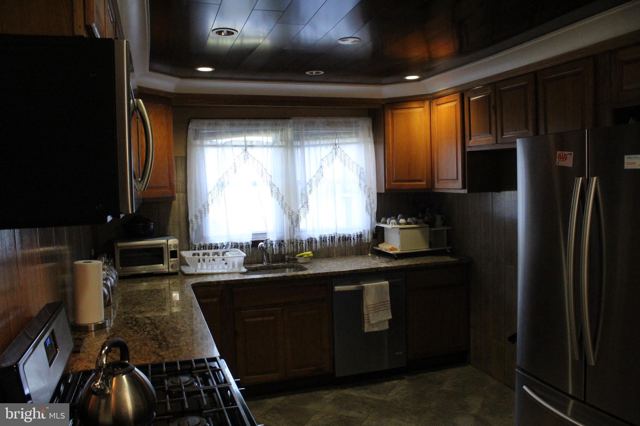 907 Springfield Road Aldan, PA 19018 - Photo 4 of 20 Gallery Image 4