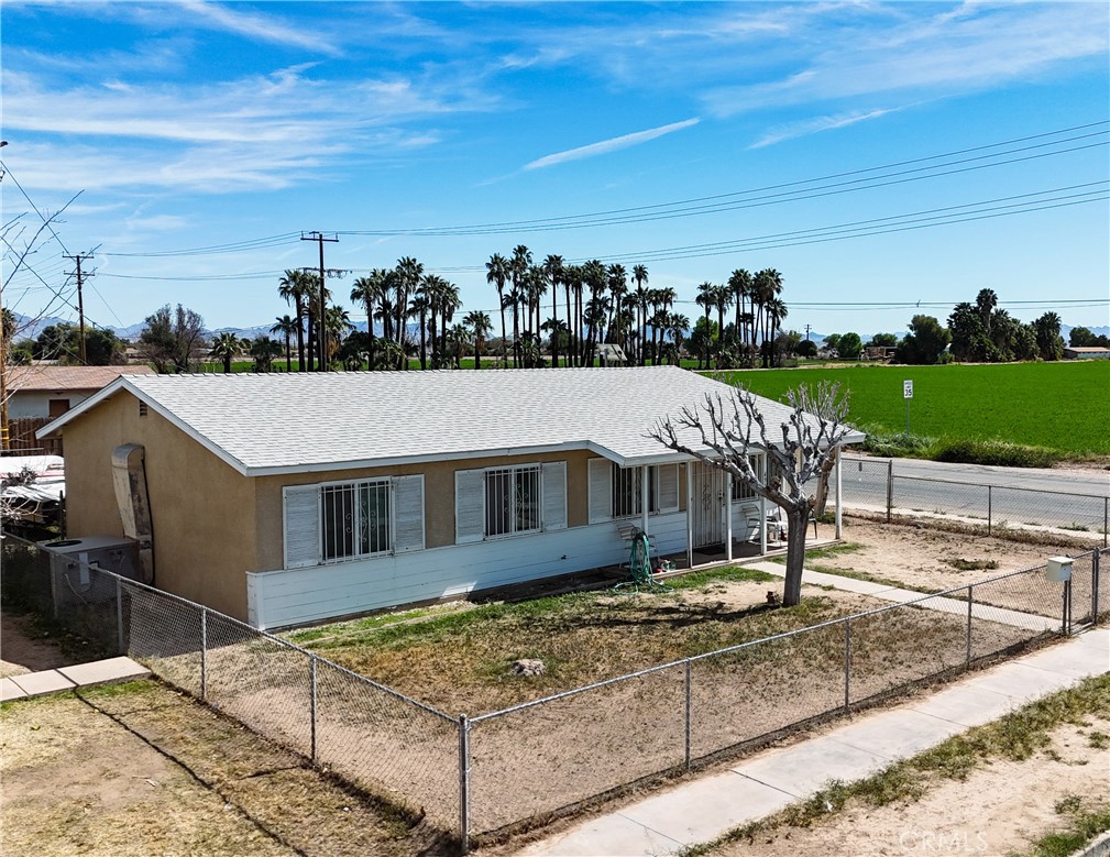 490 South 4th Street Blythe, CA 92225 - Photo 1 of 38