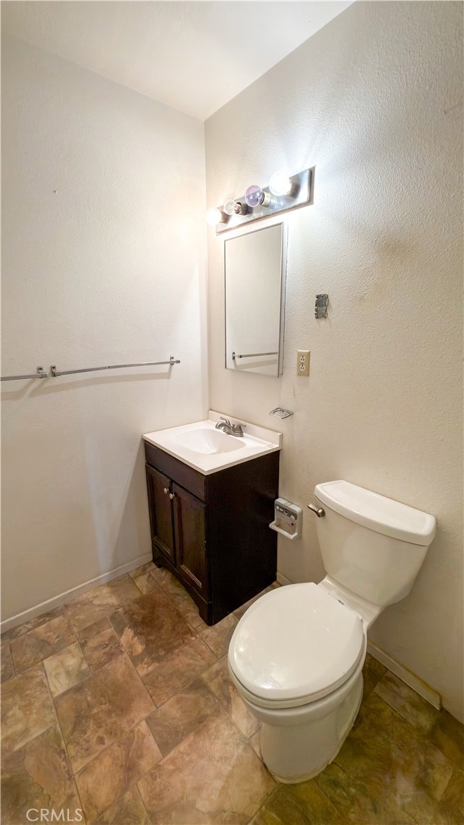 490 South 4th Street Blythe, CA 92225 - Photo 16 of 38