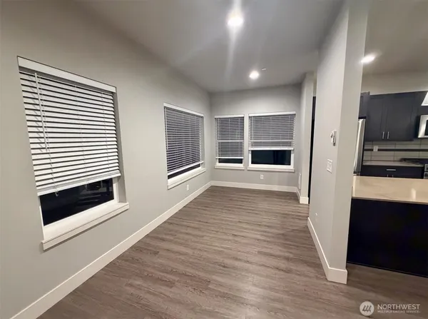 $3,800 | 18236 73rd Avenue Northeast, Unit 101, Kenmore, WA 98028