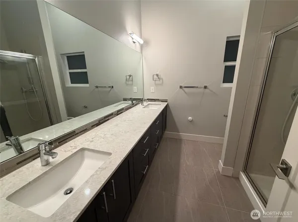 $3,800 | 18236 73rd Avenue Northeast, Unit 101, Kenmore, WA 98028