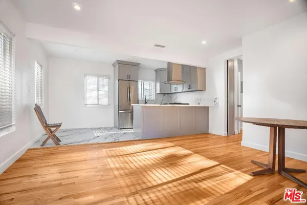 $3,700 | 1844 18th Street, Unit D, Santa Monica, CA 90404