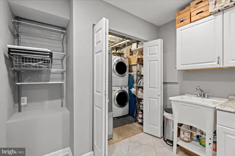 $4,000 | 4416 34th Street South, Unit A2, Arlington, VA 22206