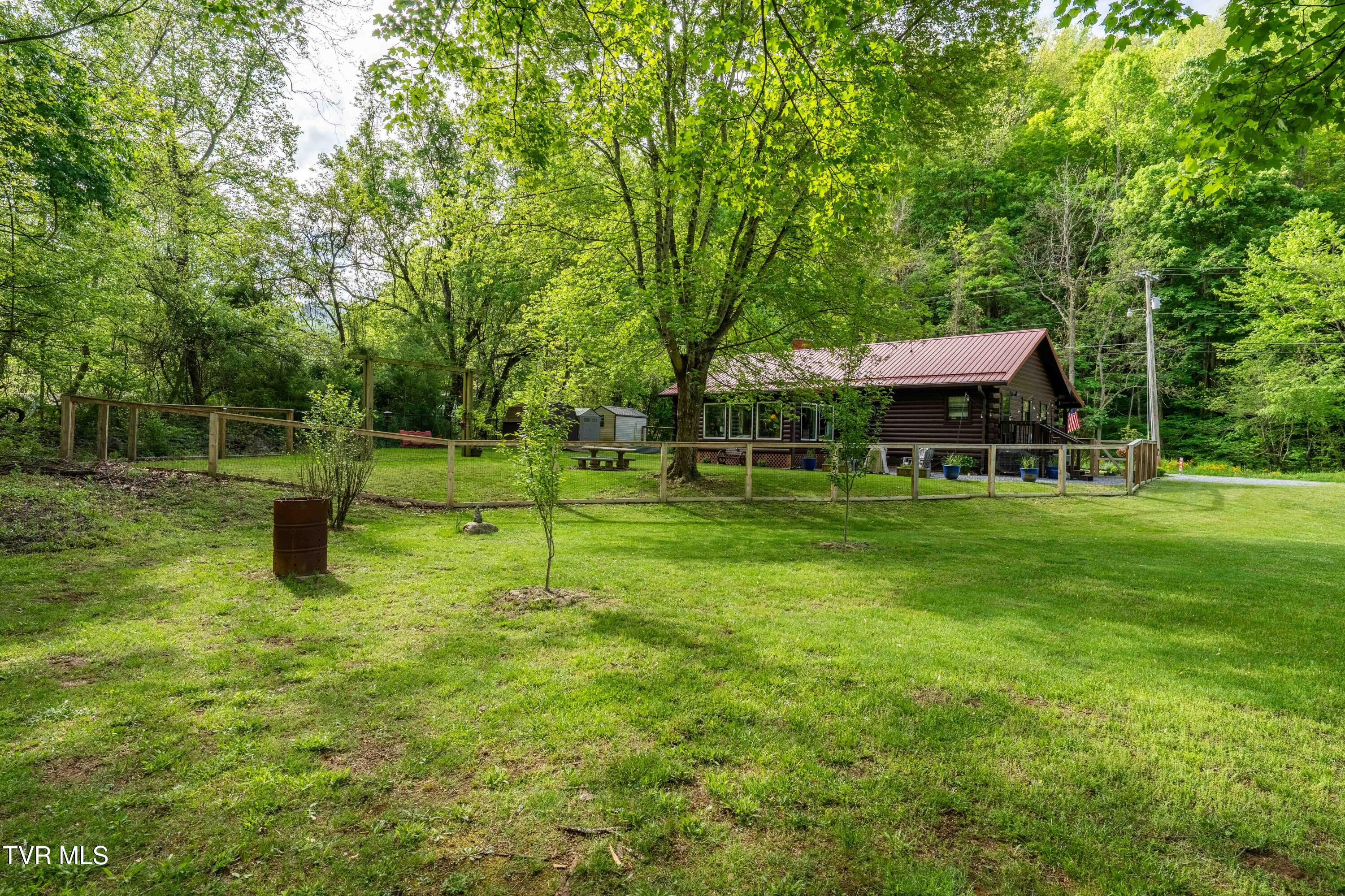 135 Grindstaff Hollow Road Elizabethton, TN 37643 - Photo 73 of 116 135 Grindstaff Hollow (54 of 82)