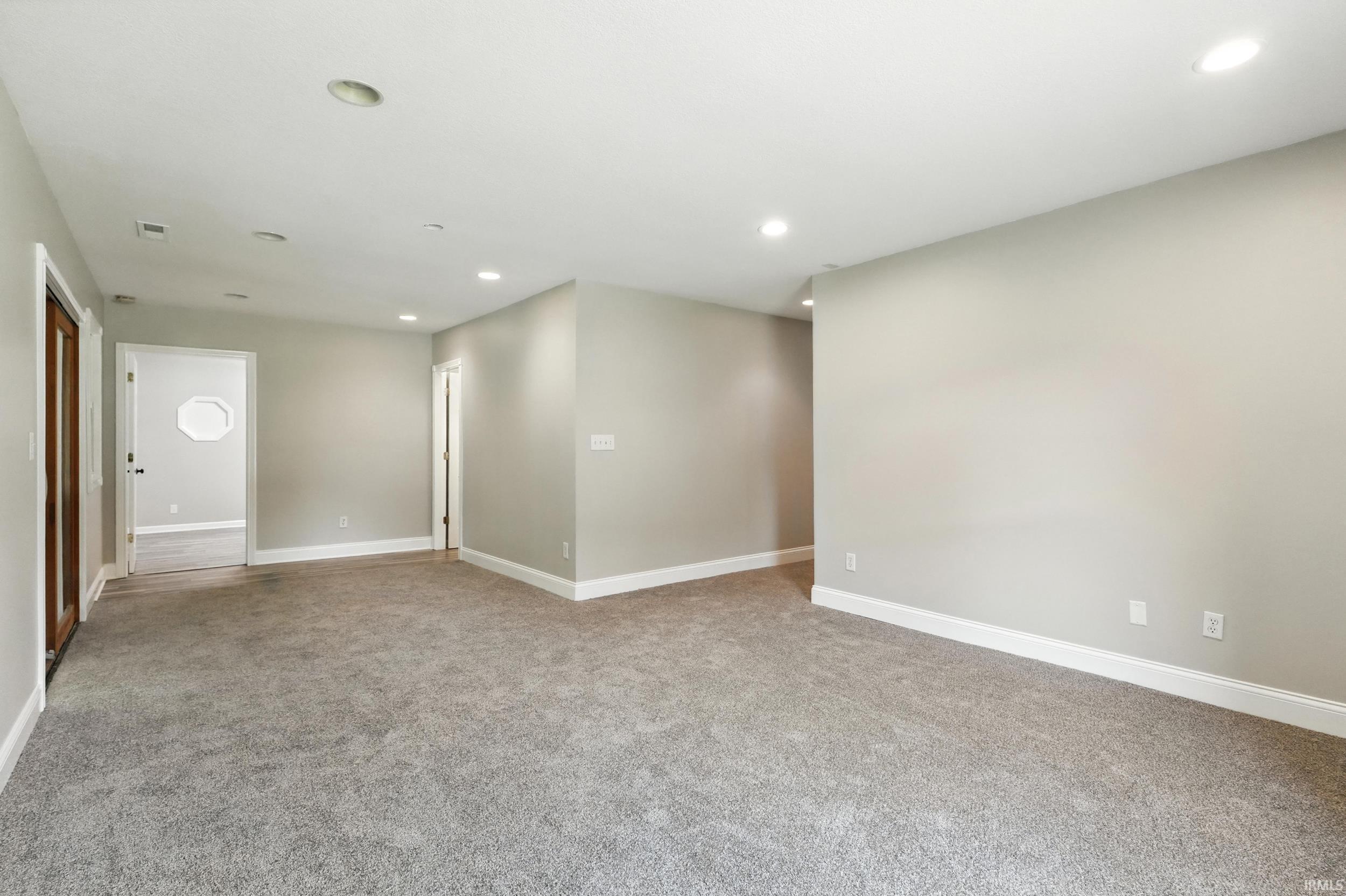 14831 Leesburg Road Fort Wayne, IN 46818 - Photo 15 of 32