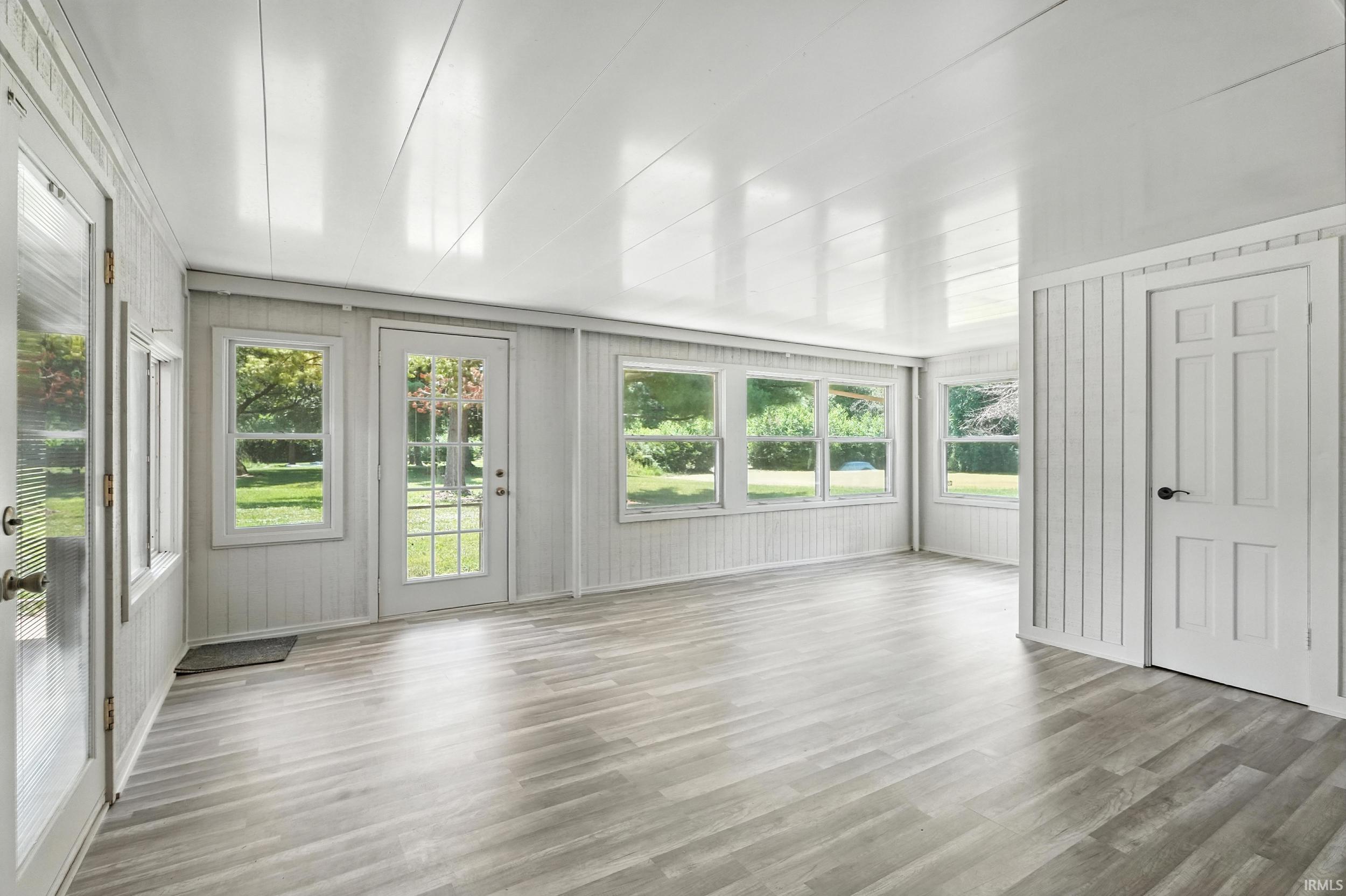 14831 Leesburg Road Fort Wayne, IN 46818 - Photo 21 of 32