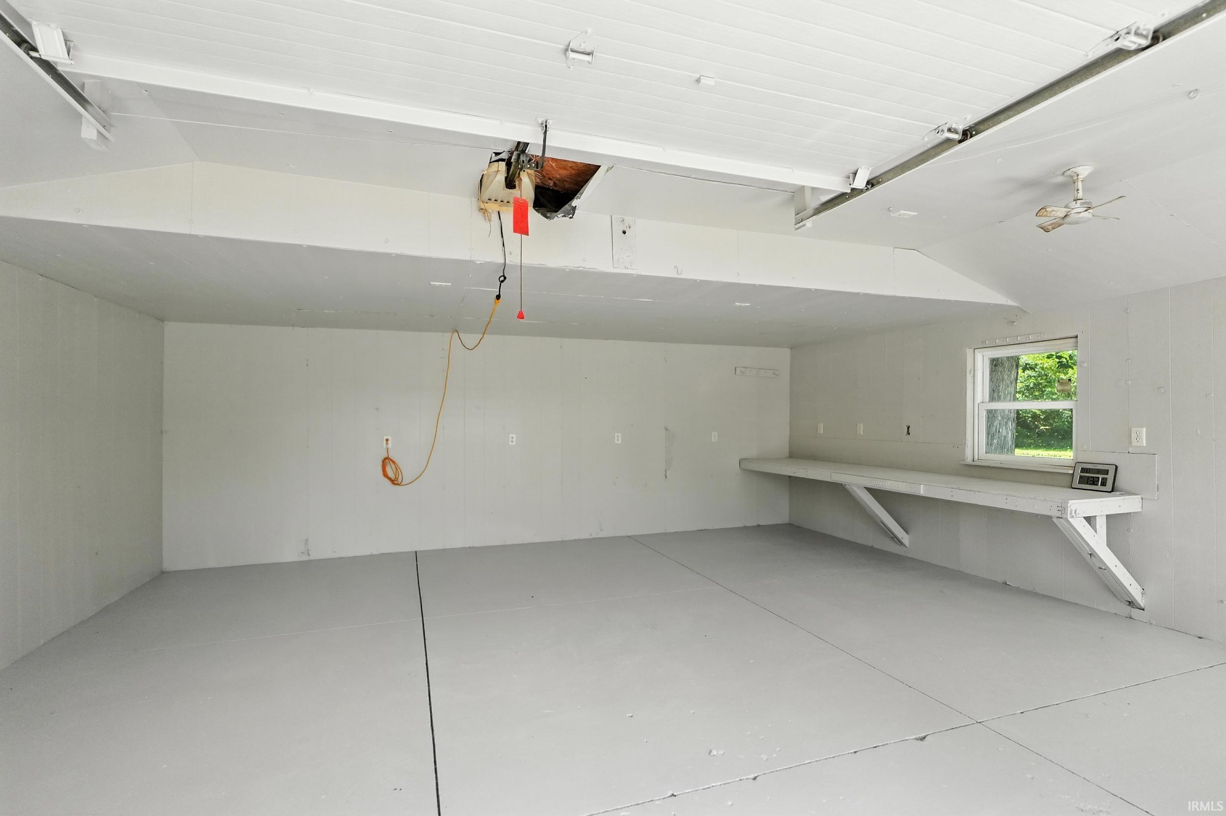 14831 Leesburg Road Fort Wayne, IN 46818 - Photo 23 of 32