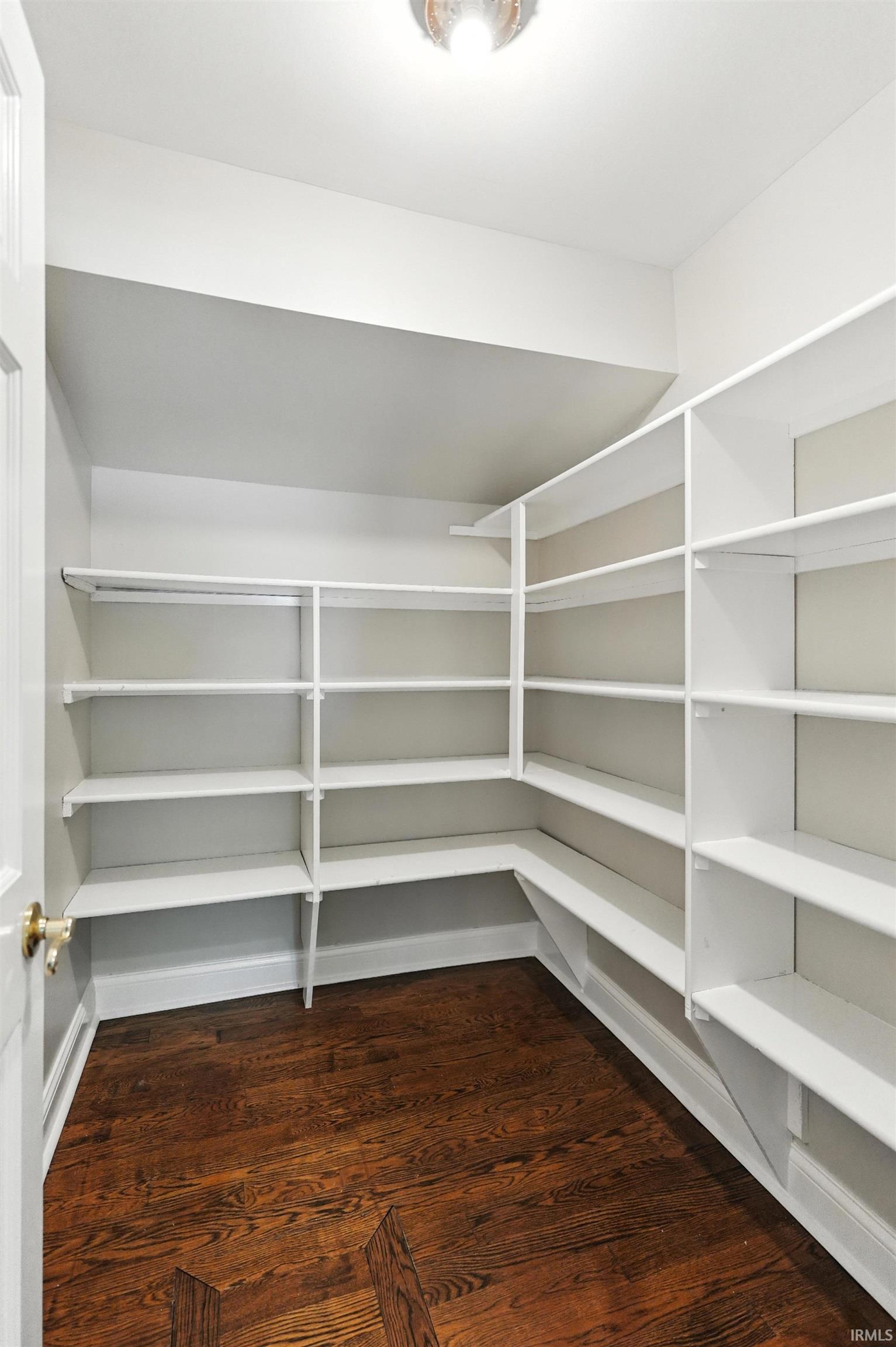 14831 Leesburg Road Fort Wayne, IN 46818 - Photo 9 of 32