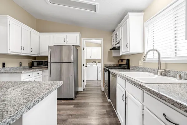 $365,000 | 23380 Granite Creek Lane, Clovis, CA 93619