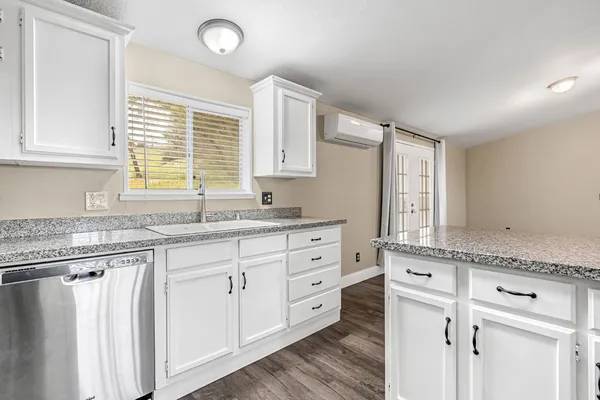 $365,000 | 23380 Granite Creek Lane, Clovis, CA 93619