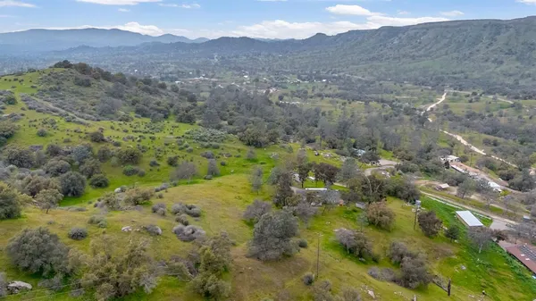 $365,000 | 23380 Granite Creek Lane, Clovis, CA 93619