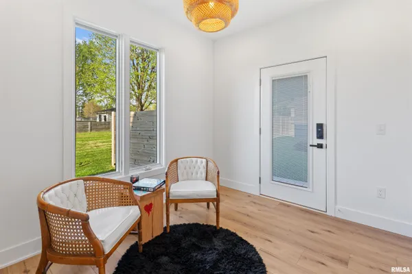 $529,000 | 1303 North Otis Street, Marion, IL 62959