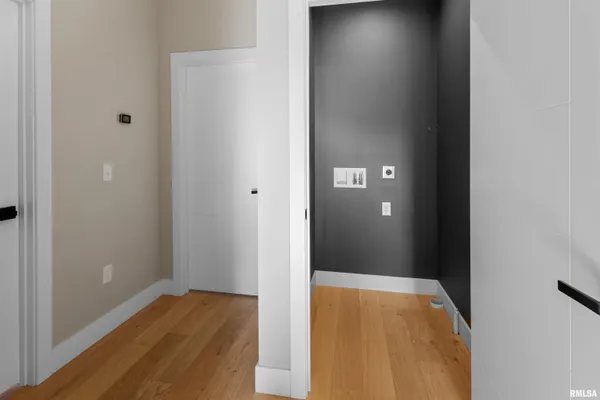 $529,000 | 1303 North Otis Street, Marion, IL 62959