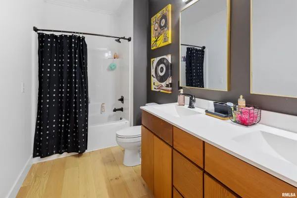 $529,000 | 1303 North Otis Street, Marion, IL 62959