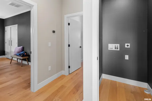 $529,000 | 1303 North Otis Street, Marion, IL 62959