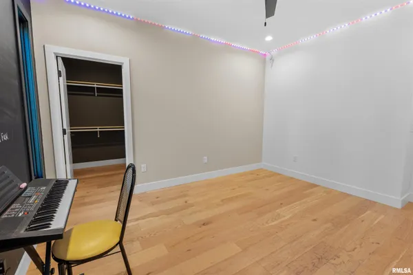 $529,000 | 1303 North Otis Street, Marion, IL 62959