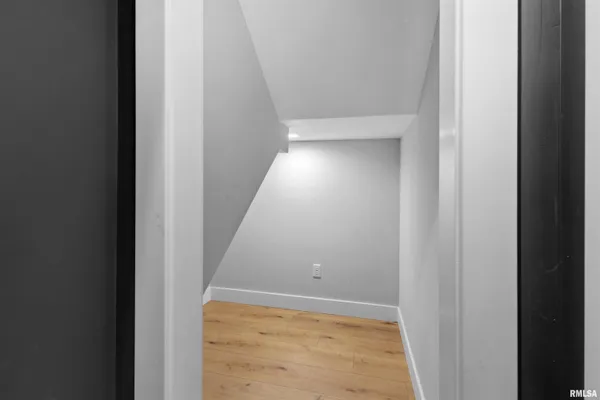 $529,000 | 1303 North Otis Street, Marion, IL 62959