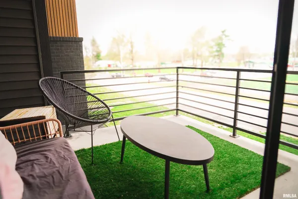 $529,000 | 1303 North Otis Street, Marion, IL 62959