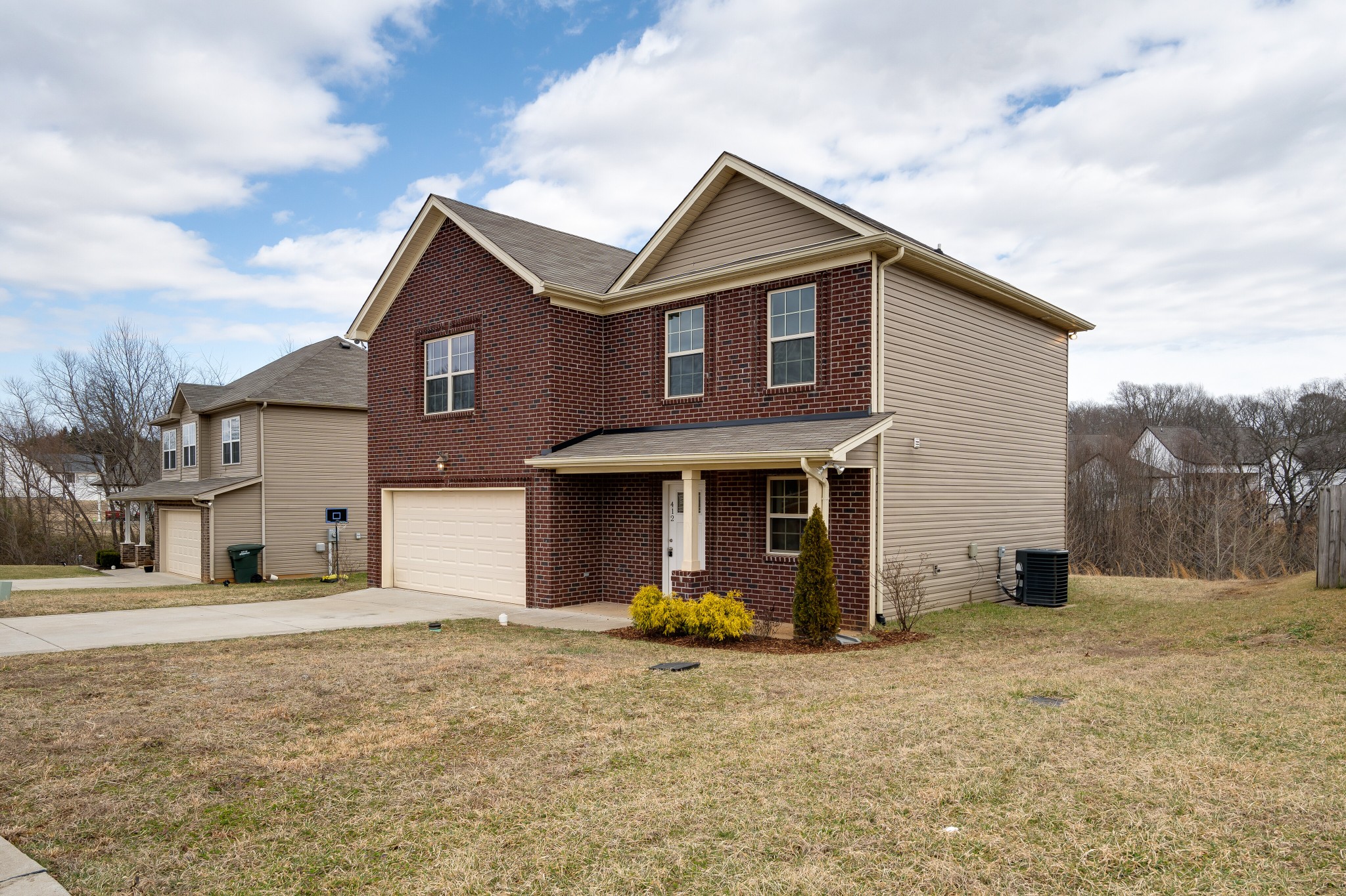 412 Golf Club Lane Springfield, TN 37172 - Photo 3 of 29 Gallery Image 3