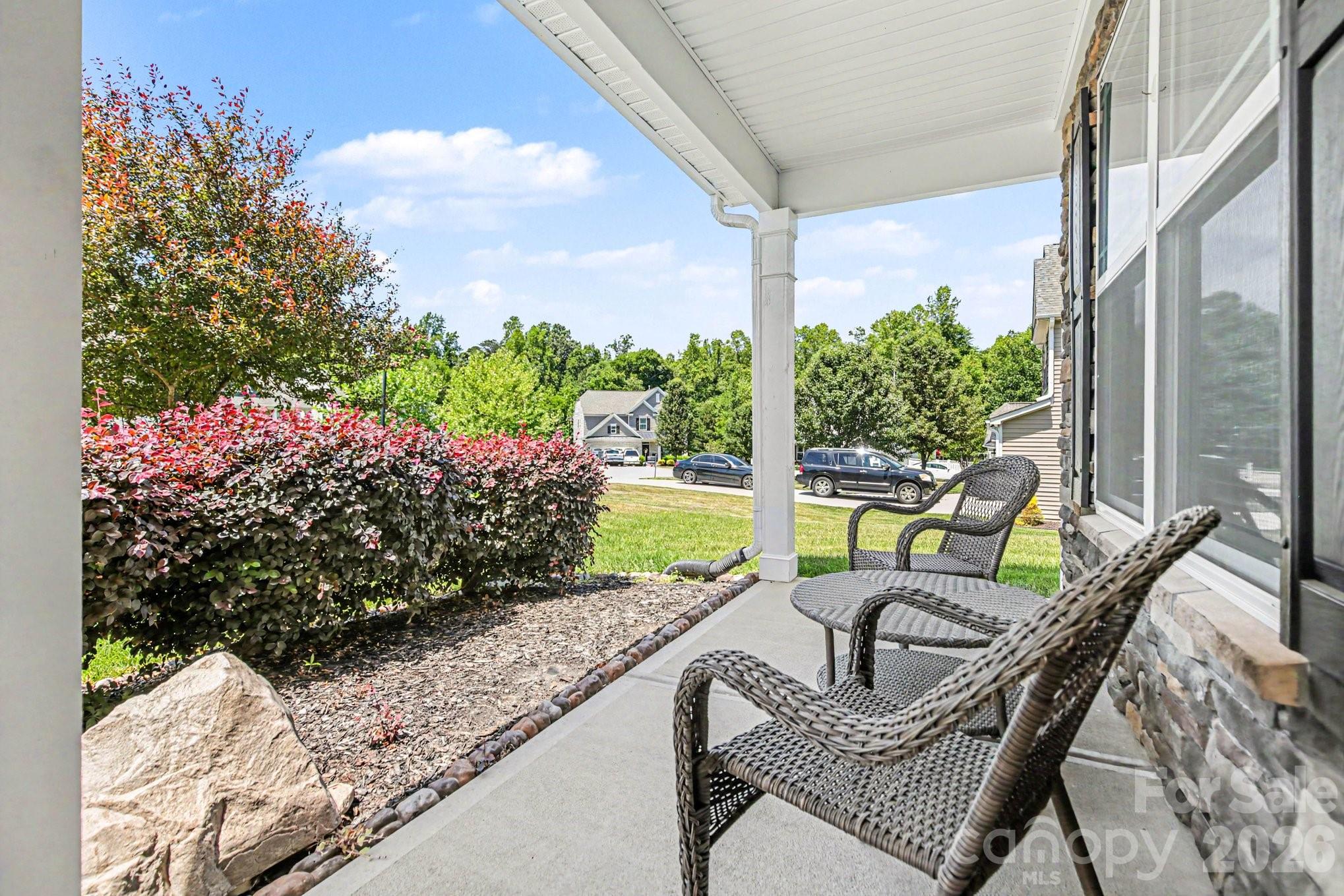 2506 Copperleaf Court High Point, NC 27265 - Photo 4 of 36