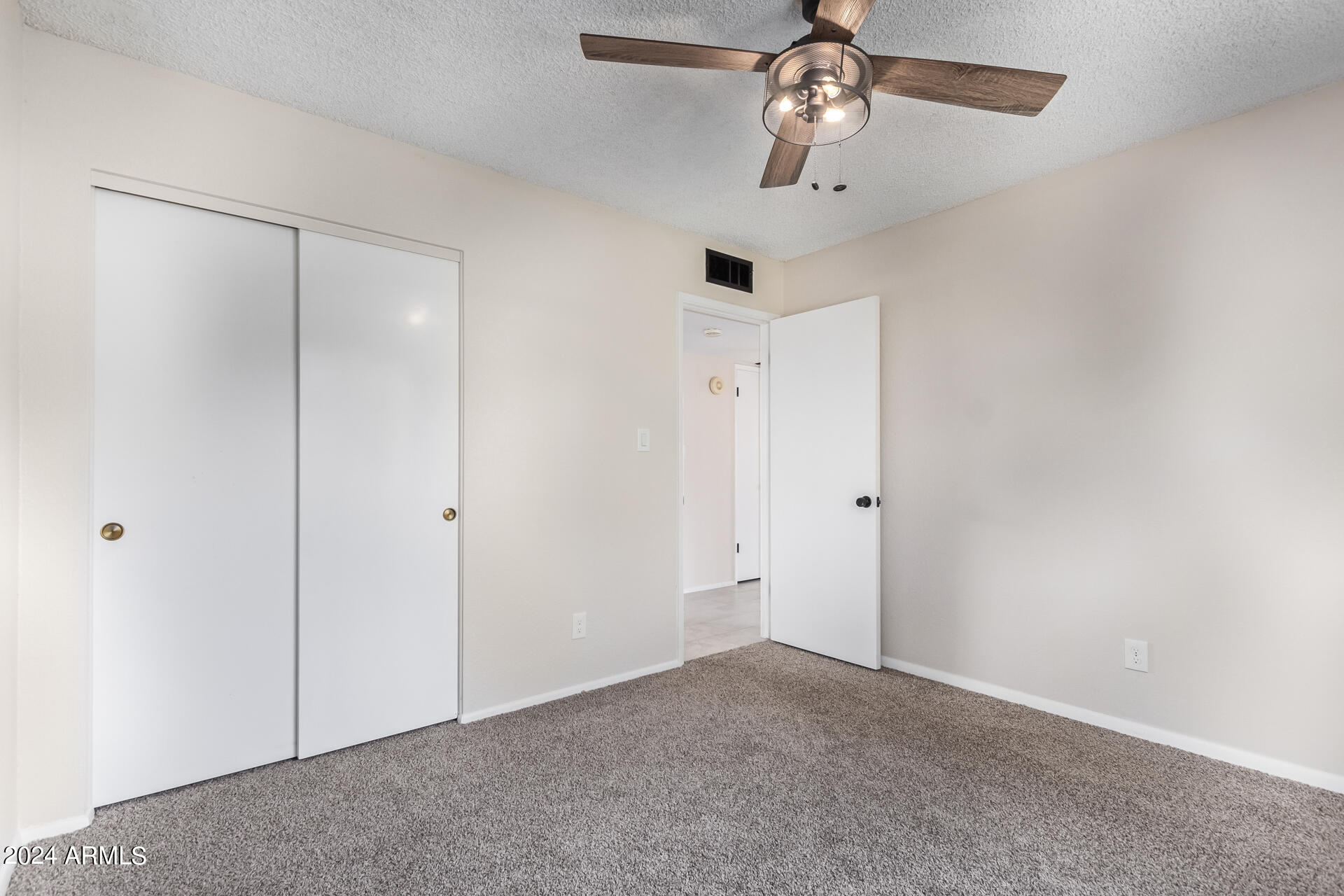 3917 West Juniper Avenue Phoenix, AZ 85053 - Photo 34 of 44 a view of an empty room