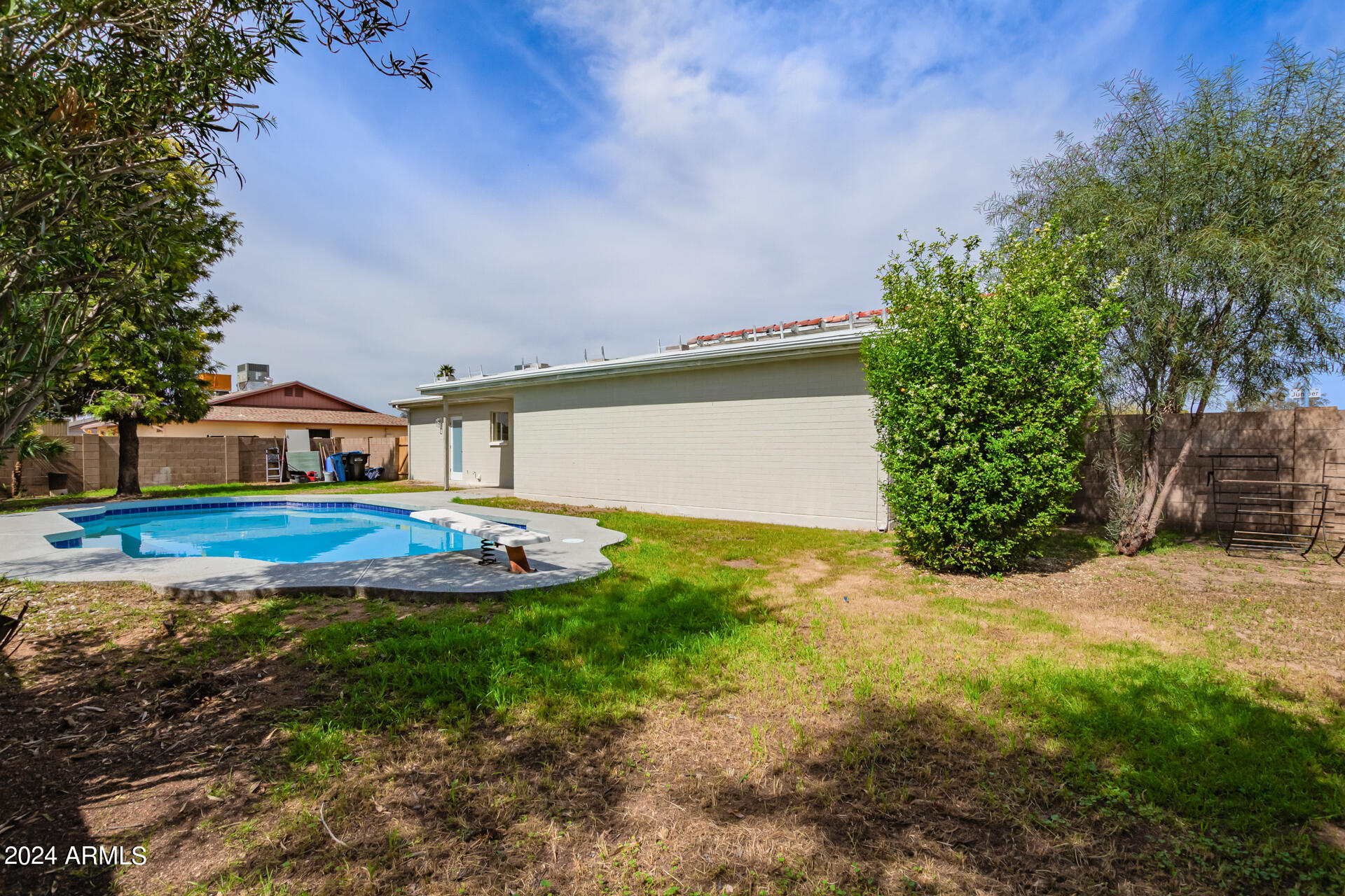 3917 West Juniper Avenue Phoenix, AZ 85053 - Photo 44 of 44 a view of outdoor space and yard