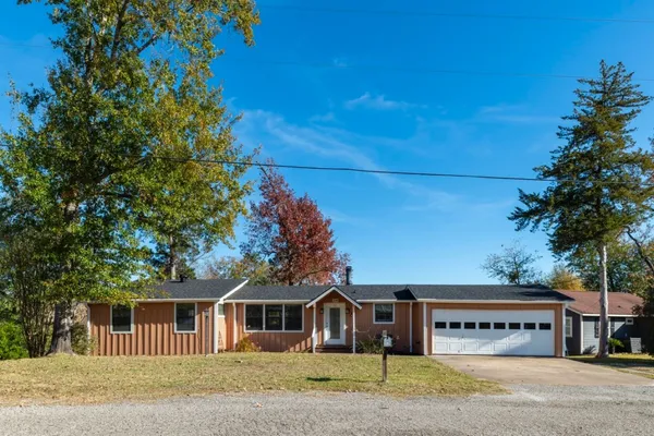 $325,000 | 119 Elm Drive, Onalaska, TX 77360