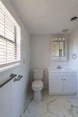 $325,000 | 119 Elm Drive, Onalaska, TX 77360