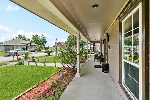 $249,000 | 3405 Moss Lane, Violet, LA 70092