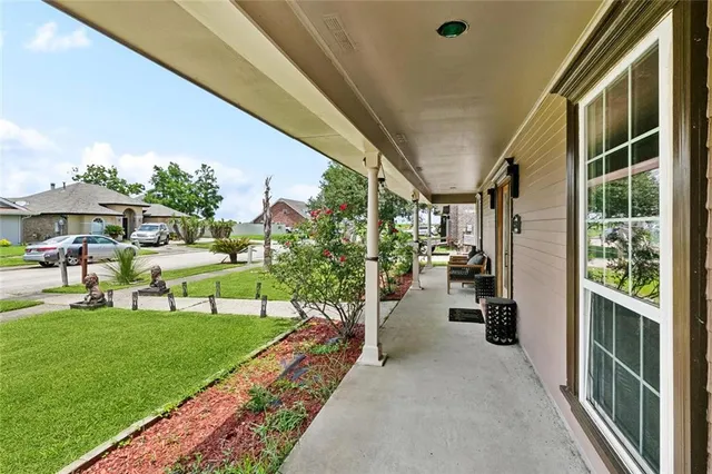 $249,000 | 3405 Moss Lane, Violet, LA 70092