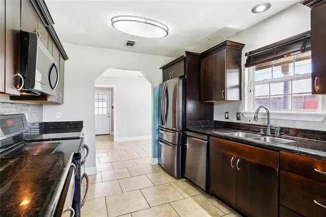 $249,000 | 3405 Moss Lane, Violet, LA 70092