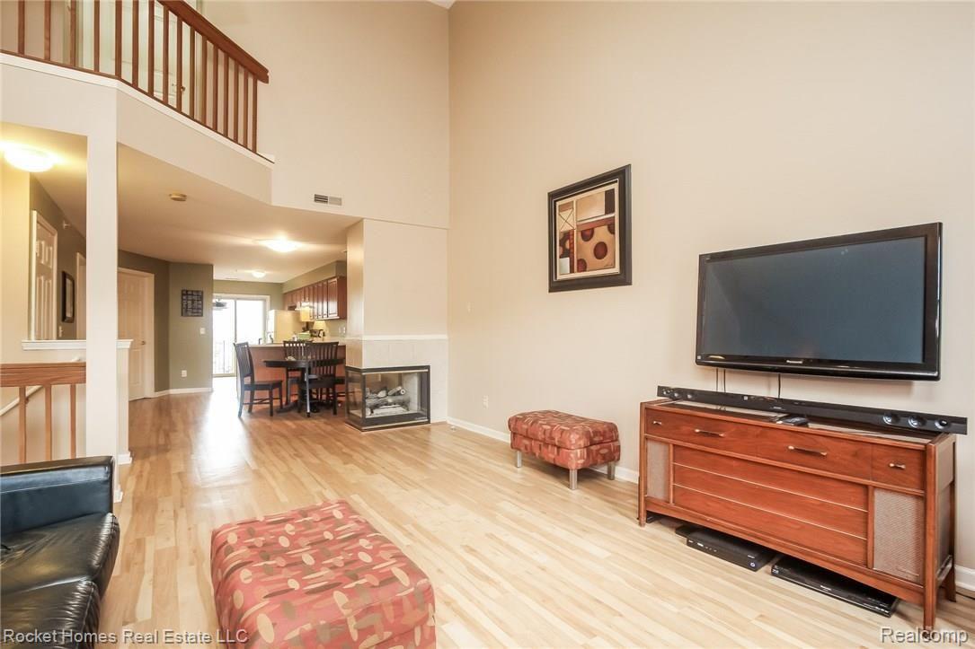 4305 Schaefer Road Dearborn, MI 48126 - Photo 6 of 27 006-Living_Room-5647417-medium.jpg