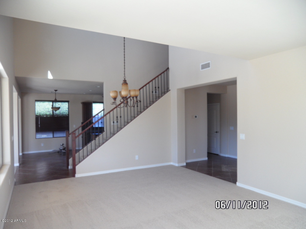 4415 East Blue Sage Road Gilbert, AZ 85297 - Photo 3 of 30 007