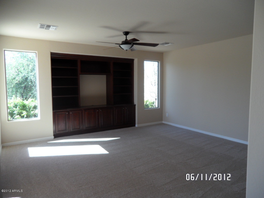 4415 East Blue Sage Road Gilbert, AZ 85297 - Photo 6 of 30 014