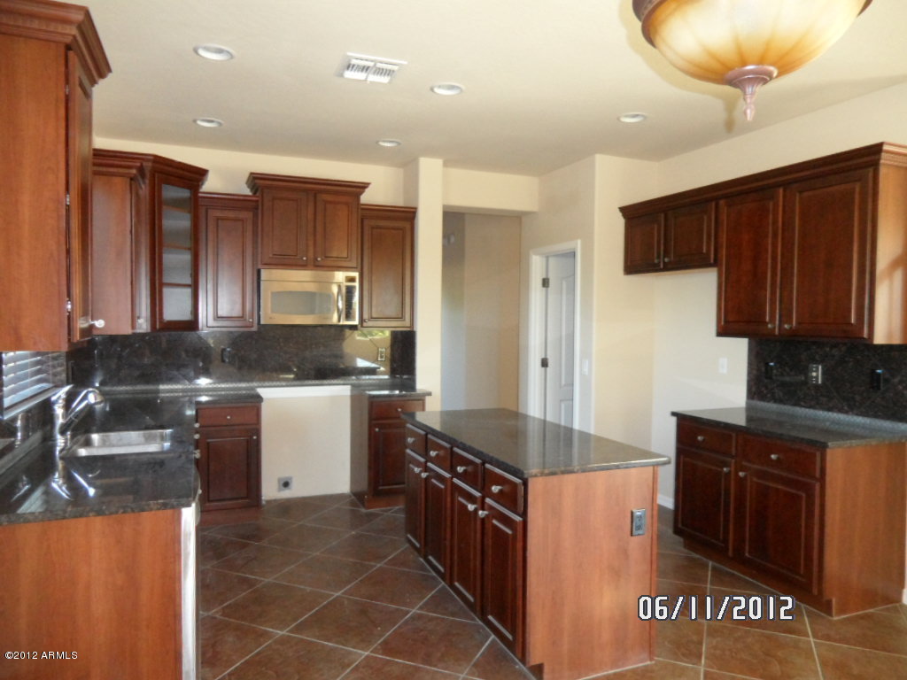 4415 East Blue Sage Road Gilbert, AZ 85297 - Photo 9 of 30 020