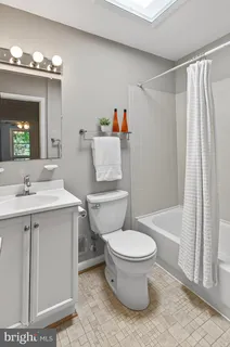 $674,900 | 754 Barbaralynn Place, Herndon, VA 20170