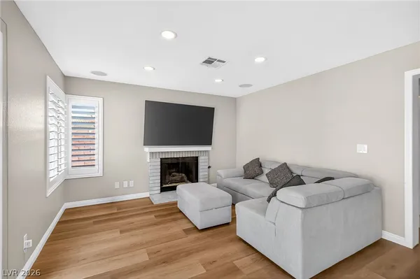 $3,150 | 4835 Illustrious Street, Las Vegas, NV 89147