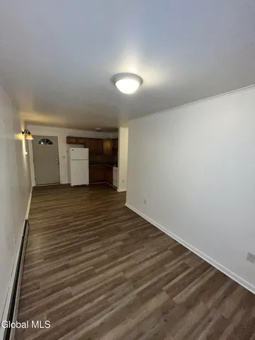 $1,000 | 220 Broad Street, Unit H, Schuylerville, NY 12871