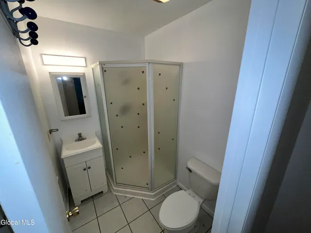 $1,000 | 220 Broad Street, Unit H, Schuylerville, NY 12871