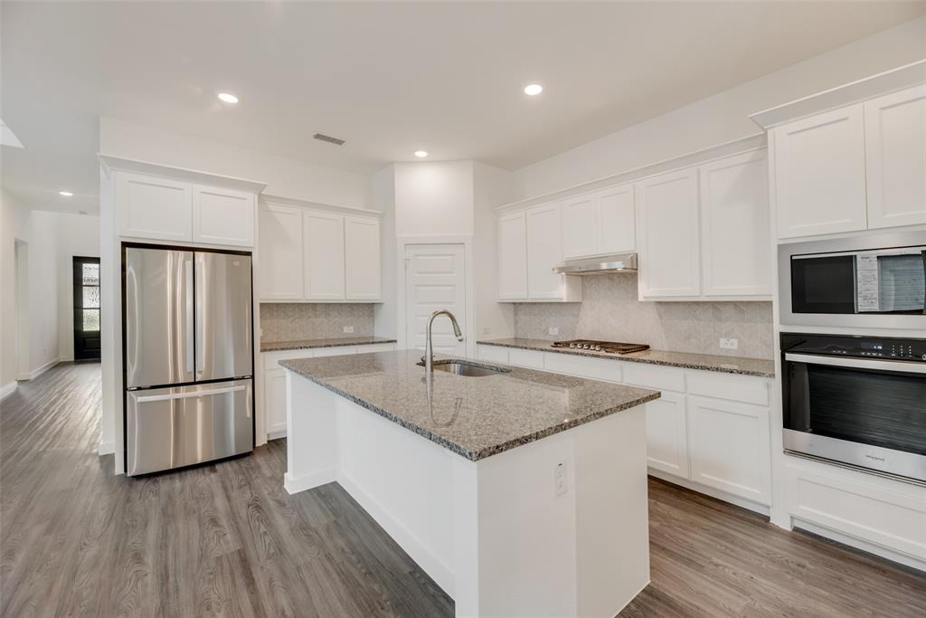 15543 Fringe Tree Road Frisco, TX 75035 - Photo 4 of 26