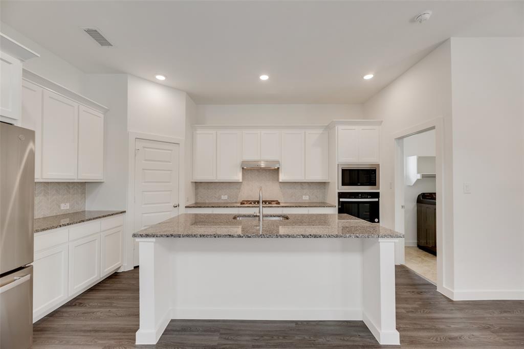 15543 Fringe Tree Road Frisco, TX 75035 - Photo 5 of 26