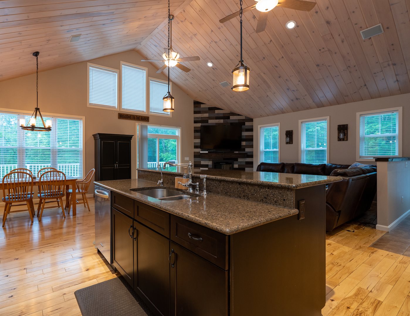 19 Twist Hill Road Dunbarton, NH 03046 - Photo 3 of 34