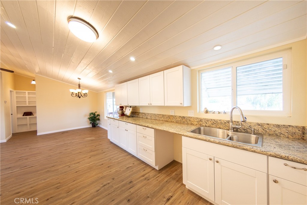 655 Nelson Avenue Oroville, CA 95965 - Photo 20 of 51 Bright kitchen with sink under the window
