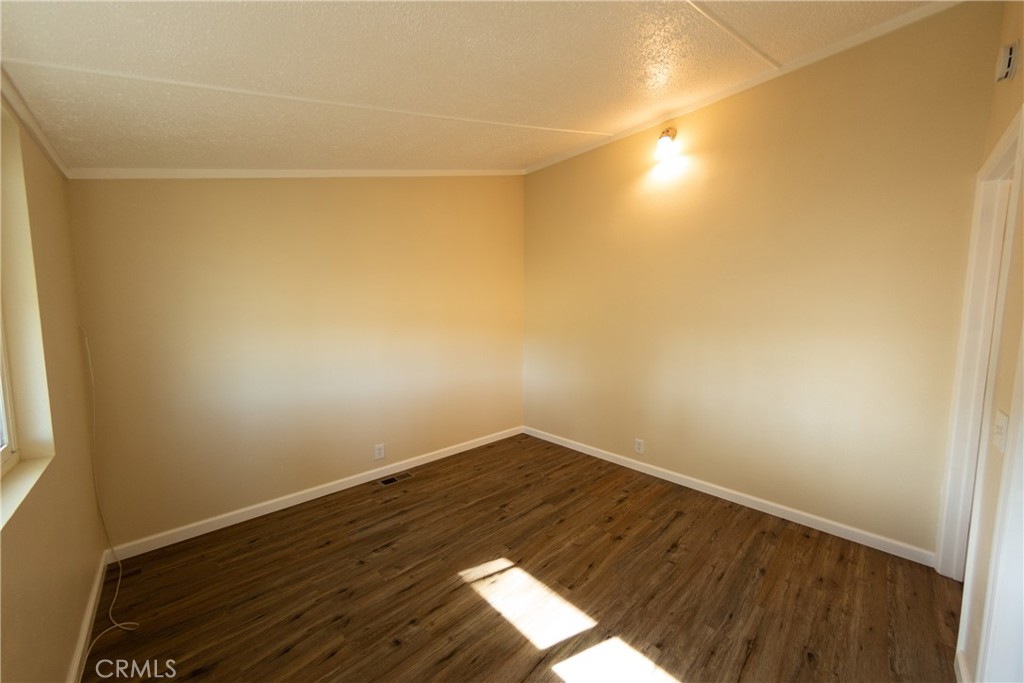 655 Nelson Avenue Oroville, CA 95965 - Photo 37 of 51 Bedroom at end of hallway